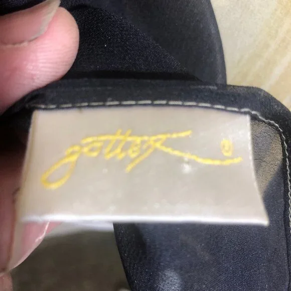 Gottex Sheer Floral Silk Scarf Wrap – Neutral Gold & Black - Picture 10 of 13